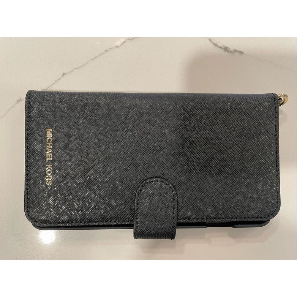 Michael Kors Saffiano Leather Folio Case iPhone 6 7 8 Plus 6.5” Screen
